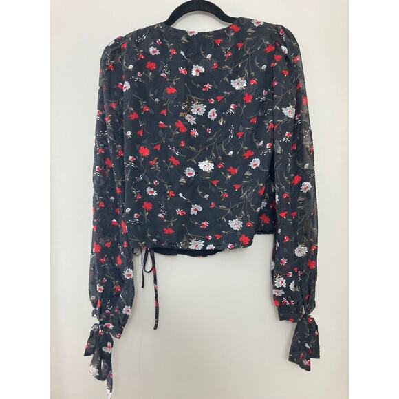 Lulus Feminine Romantic Holiday Wrapped in Blooms Floral Balloon Sleeve Top‎ M - Picture 7 of 13